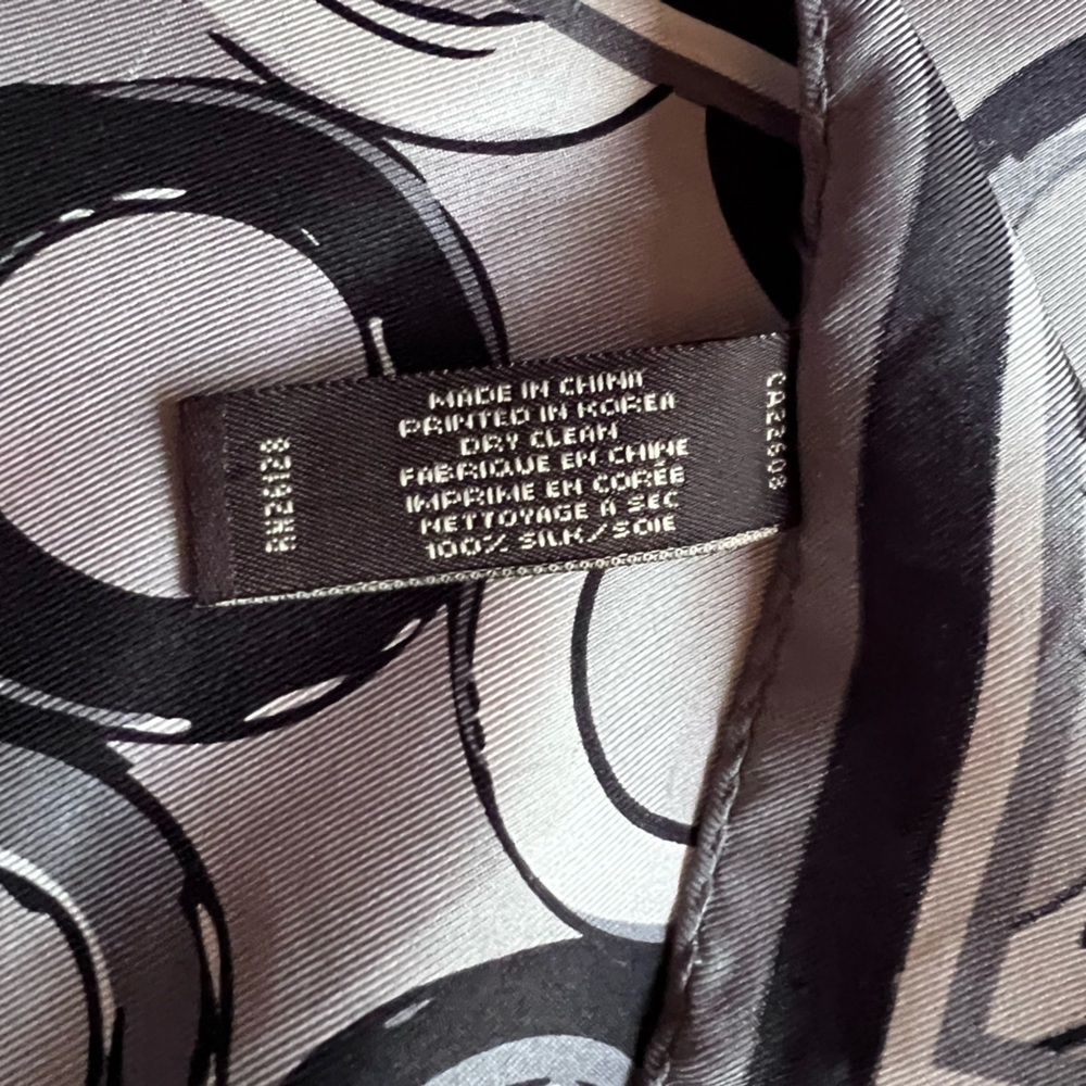 Coach Black and Gray Patterned vintage silk scarf - Picture 5 of 5